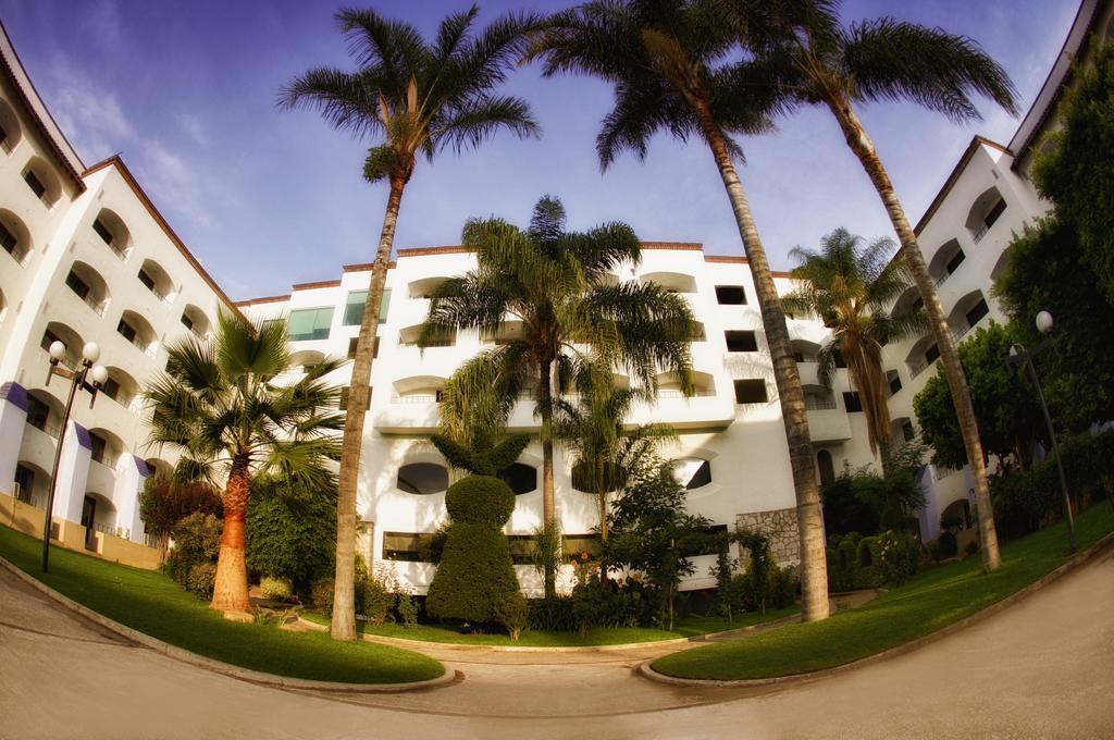 Hotel Gran Plaza & Convention Center Гуанахуато Экстерьер фото